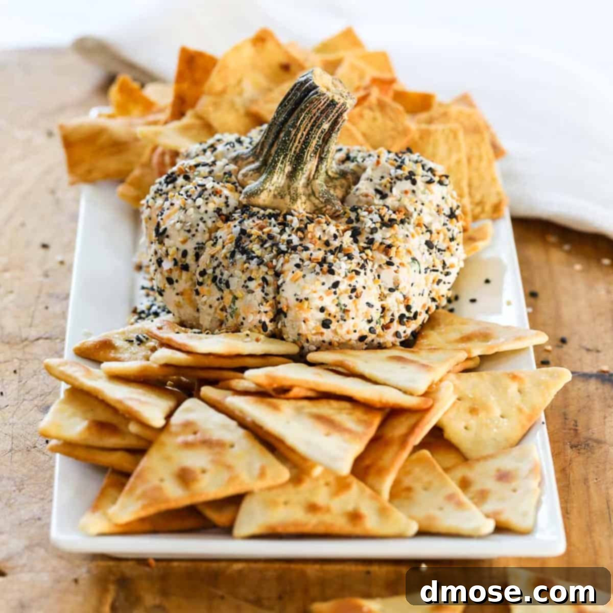 Harvest Everything Bagel Pumpkin Cheese Ball 1 featured 23854